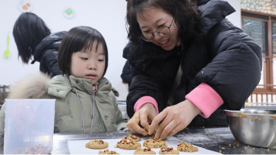 尋紅色根脈，鑄奮斗力量--遂寧四中黨總支開展紅色教育主題黨日活動(1)144.png