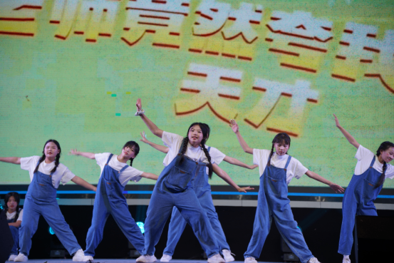 2025文藝匯演推送1542.png